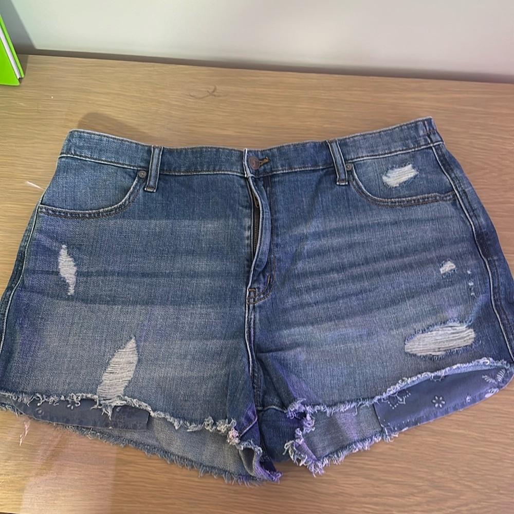 XL aerie denim/ jean shorts great condition